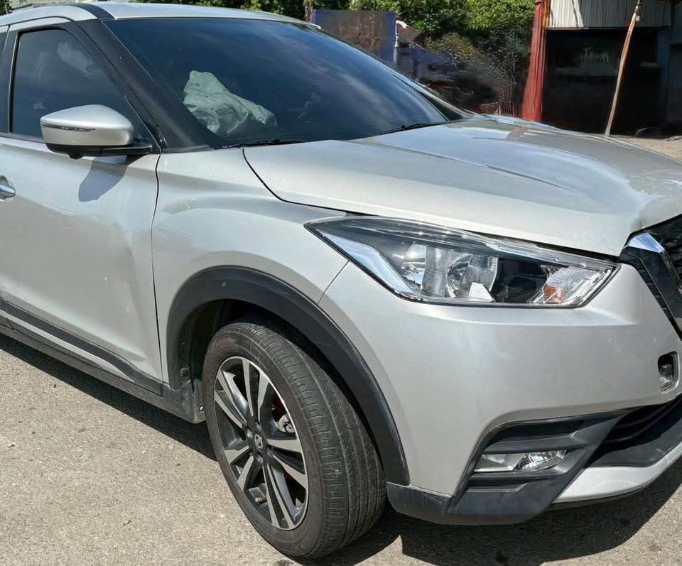 Nissan Kicks 整車拆賣 二手零件照片 - Orange Garage