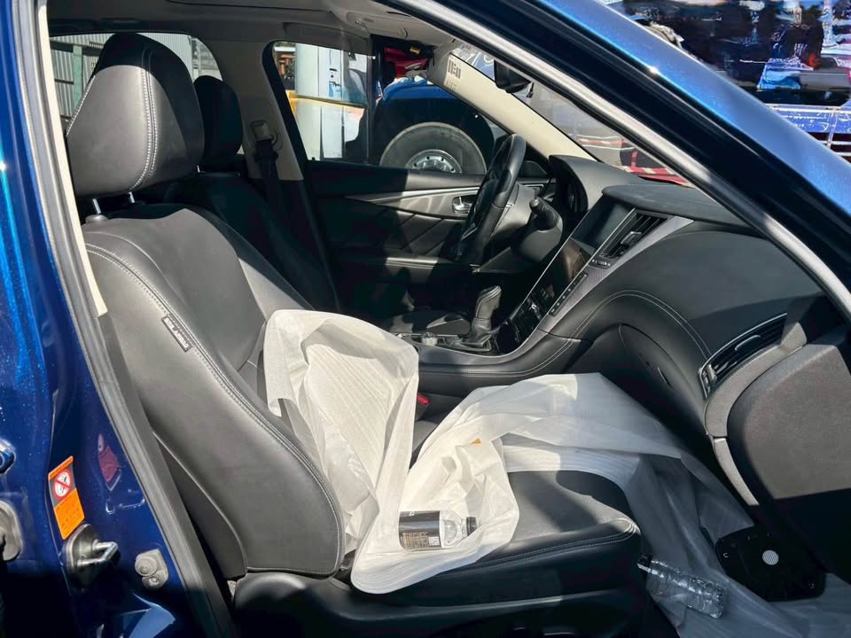 Infiniti Q50 2.0t 整車拆賣 二手零件照片 - Orange Garage