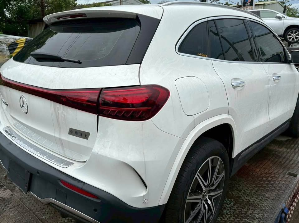 Mercedes-Benz EQA 250 整車拆賣 二手零件照片 - Orange Garage