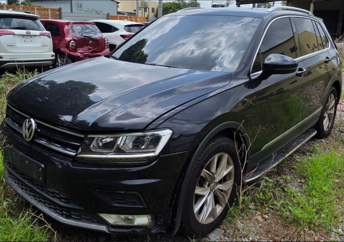 Volkswagen Tiguan 280TSI 整車拆賣 二手零件照片 - Orange Garage