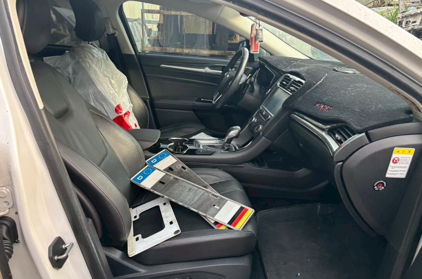 Ford Mondeo 2.0 EcoBoost 整車拆賣 二手零件照片 - Orange Garage