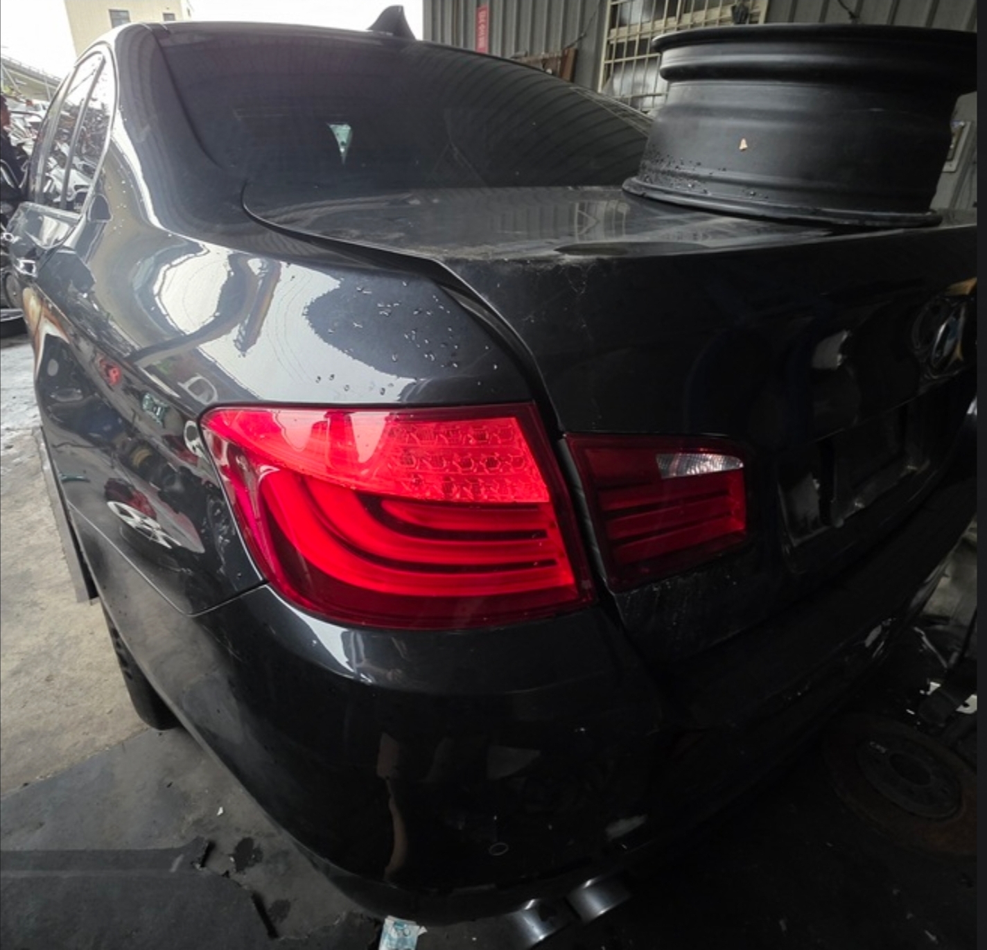 BMW 5 Series 520d 整車拆賣 二手零件照片 - Orange Garage