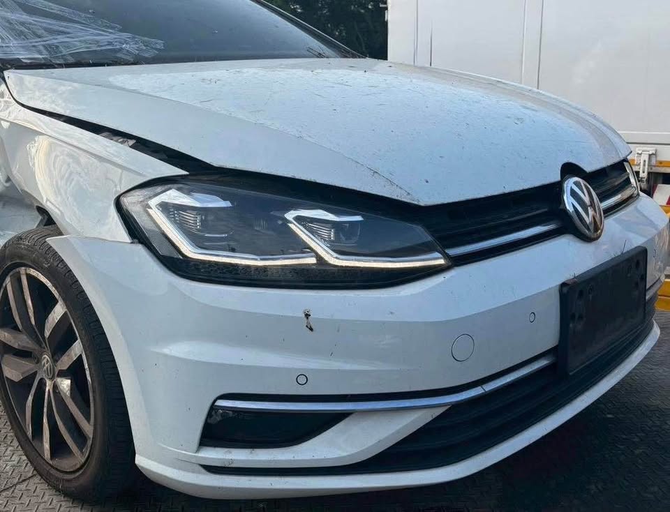 Volkswagen Golf 1.4 整車拆賣 二手零件照片 - Orange Garage