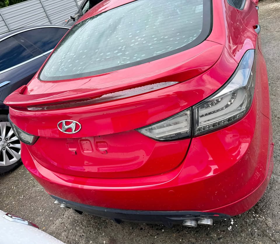 Hyundai Elantra Hyundai 1.8 整車拆賣 二手零件照片 - Orange Garage