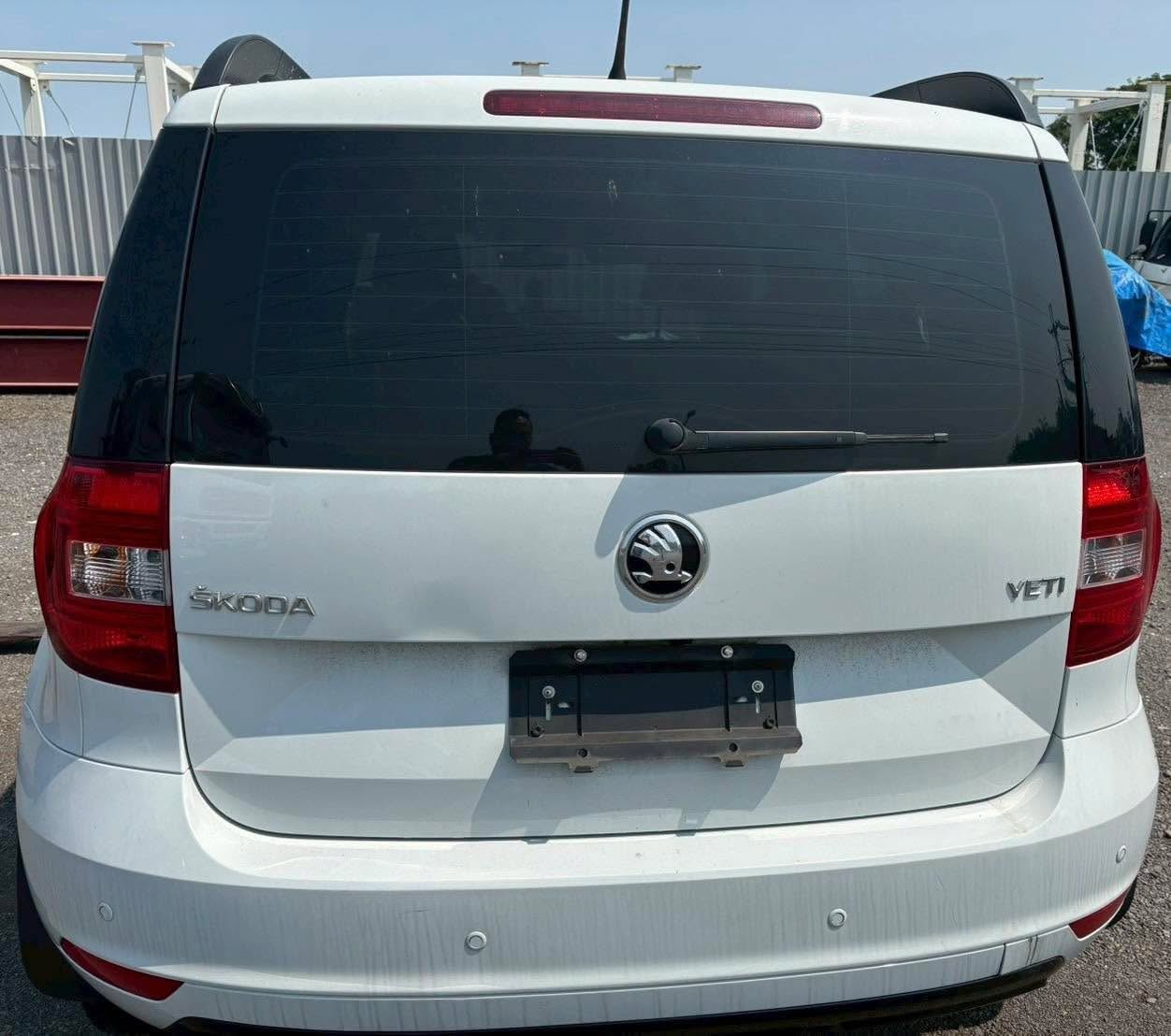 Škoda Yeti Facelift 1.4 TSI 整車拆賣 二手零件照片 - Orange Garage
