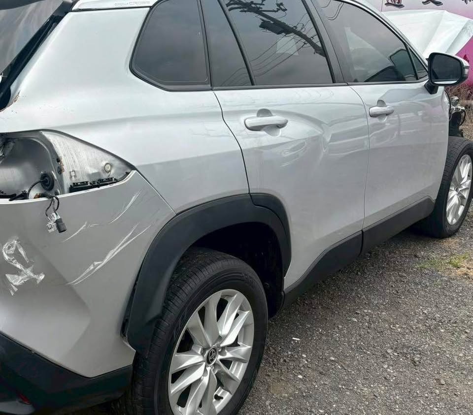 Toyota Corolla Cross 1.8 整車拆賣 二手零件照片 - Orange Garage