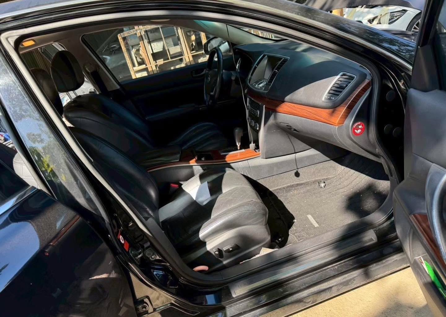 Nissan Teana 350XV 整車拆賣 二手零件照片 - Orange Garage