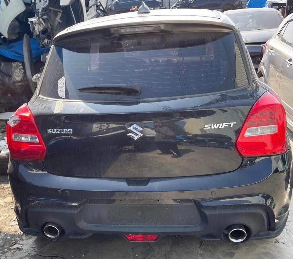 Suzuki Swift Sport 整車拆賣 二手零件照片 - Orange Garage