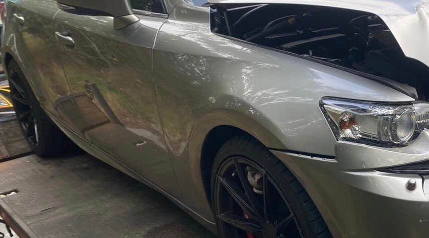 Lexus IS200 IS 200t 整車拆賣 二手零件照片 - Orange Garage