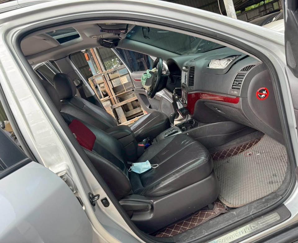 Hyundai Santa Fe 整車拆賣 二手零件照片 - Orange Garage