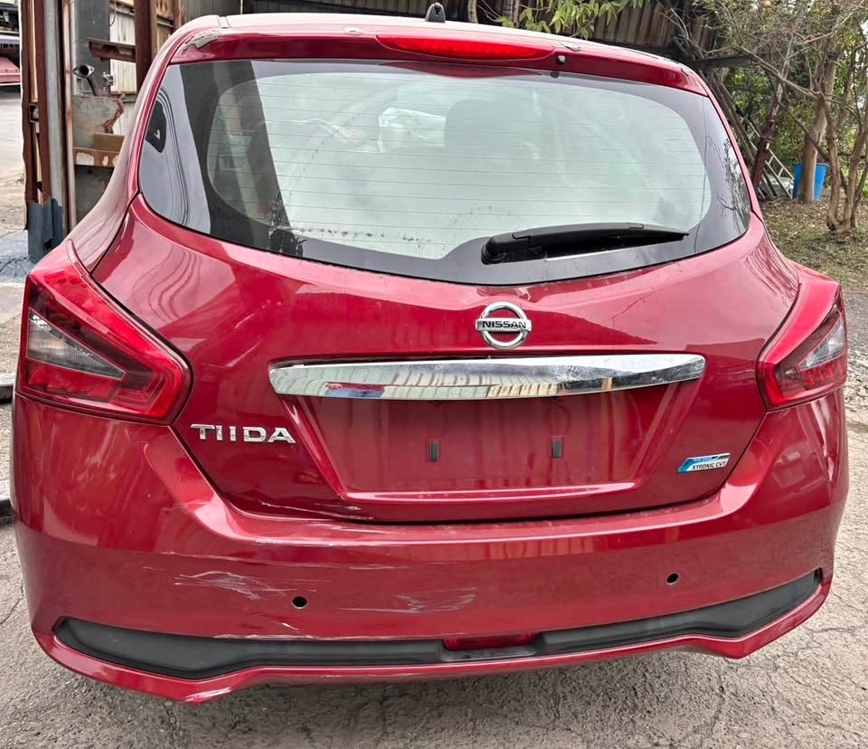 Nissan Tiida 1.6 整車拆賣 二手零件照片 - Orange Garage