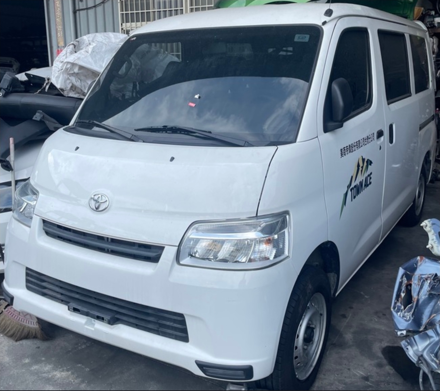 Toyota Town Ace Van 整車拆賣 二手零件照片 - Orange Garage