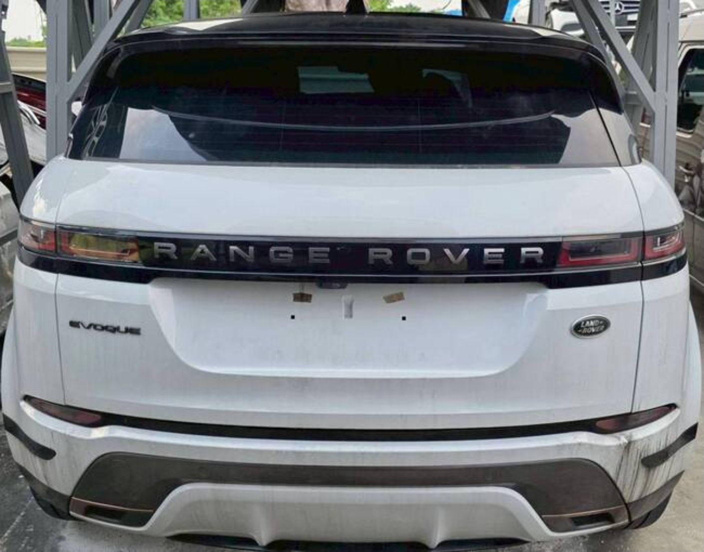 Land Rover Range Rover Evoque P200 整車拆賣 二手零件照片 - Orange Garage