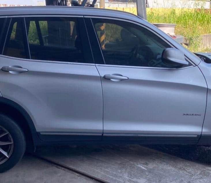BMW X3 20d 整車拆賣 二手零件照片 - Orange Garage