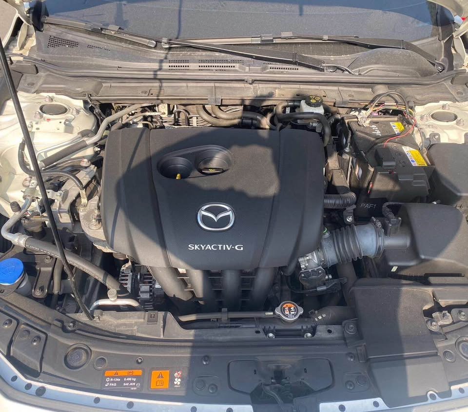 Mazda 3 2.0 整車拆賣 二手零件照片 - Orange Garage