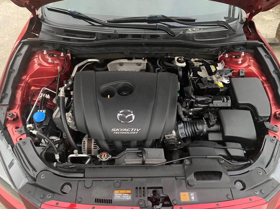 Mazda 3 2.0 整車拆賣 二手零件照片 - Orange Garage
