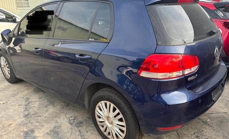 Volkswagen Golf Mk6 1.6 MPI 整車拆賣 二手零件照片 - Orange Garage