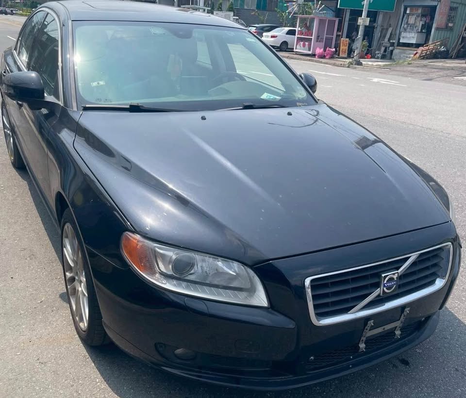 Volvo S80 D5 整車拆賣 二手零件照片 - Orange Garage