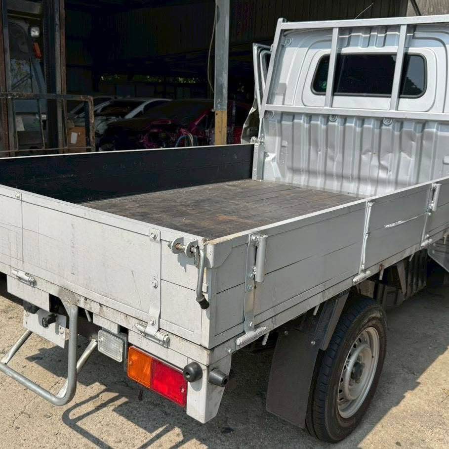 Toyota Town Ace 貨卡 1.5 手排 整車拆賣 二手零件照片 - Orange Garage