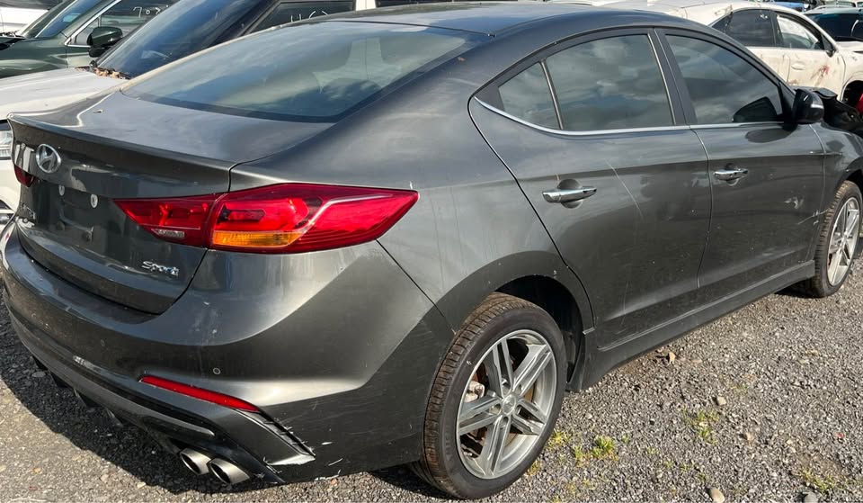 Mitsubishi Eclipse Cross 1.6 整車拆賣 二手零件照片 - Orange Garage