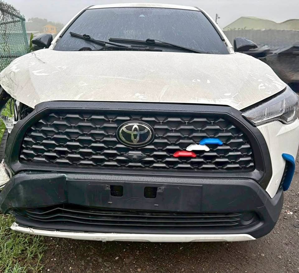 Toyota Corolla Cross 1.8 整車拆賣 二手零件照片 - Orange Garage