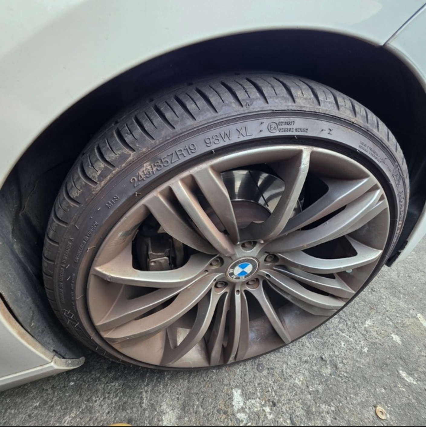 BMW 3 Series 335i 整車拆賣 二手零件照片 - Orange Garage