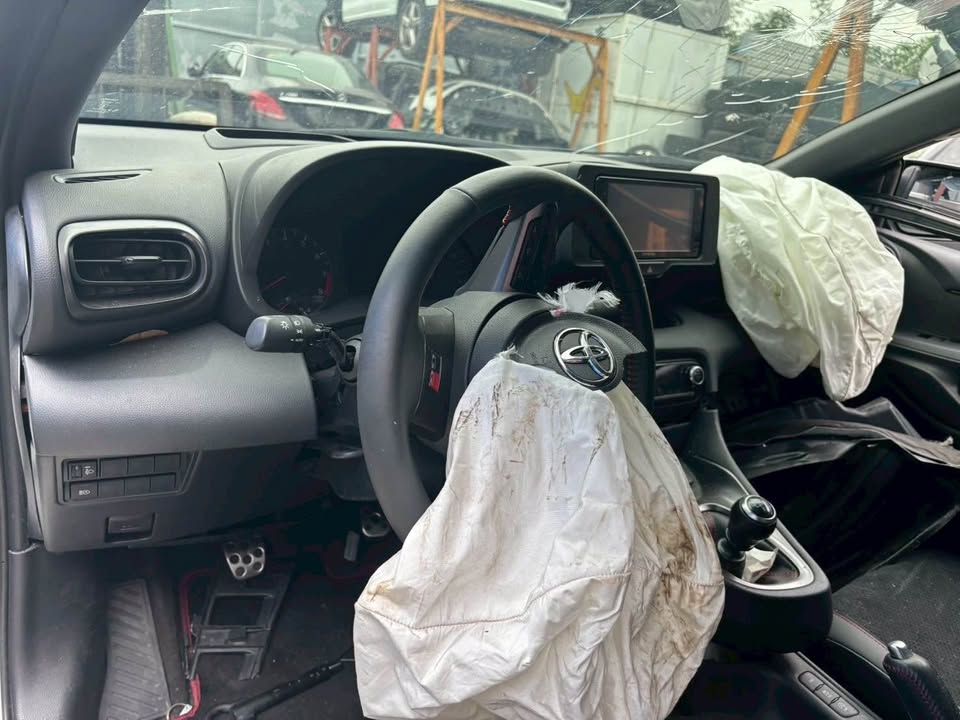 Toyota Yaris GR Yaris 整車拆賣 二手零件照片 - Orange Garage