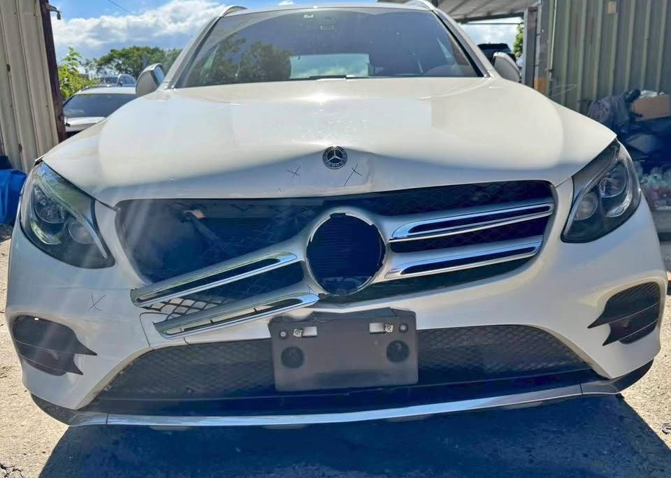 Mercedes-Benz GLC GLC 250 整車拆賣 二手零件照片 - Orange Garage