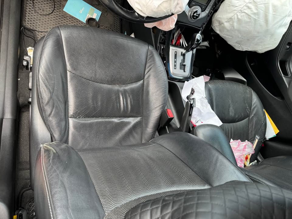 Hyundai Elantra Hyundai 1.8 整車拆賣 二手零件照片 - Orange Garage
