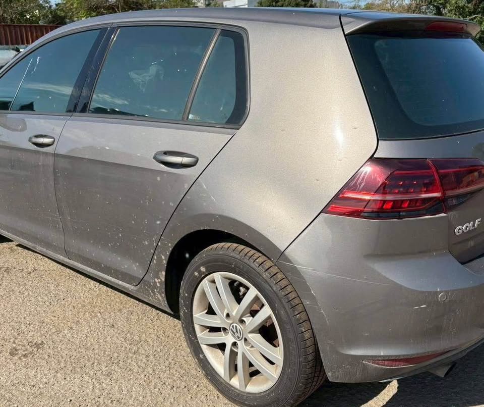 Volkswagen Golf 1.6 TDI 整車拆賣 二手零件照片 - Orange Garage