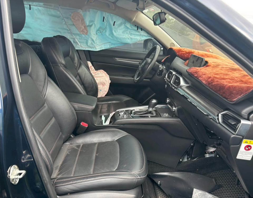 Mazda CX-5 2.0 整車拆賣 二手零件照片 - Orange Garage