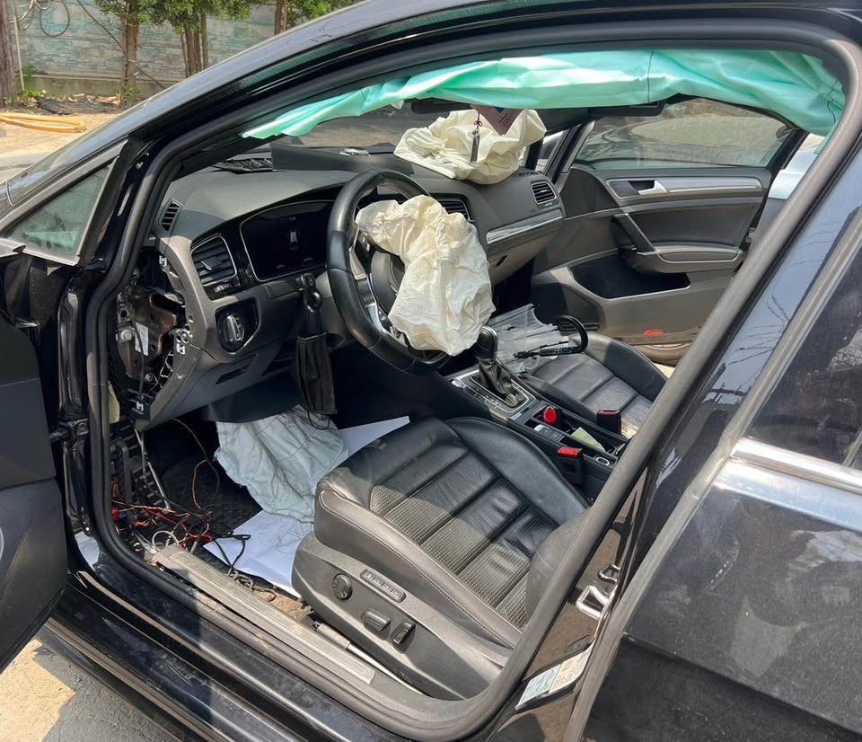 Volkswagen Golf Variant 280 TSI 整車拆賣 二手零件照片 - Orange Garage