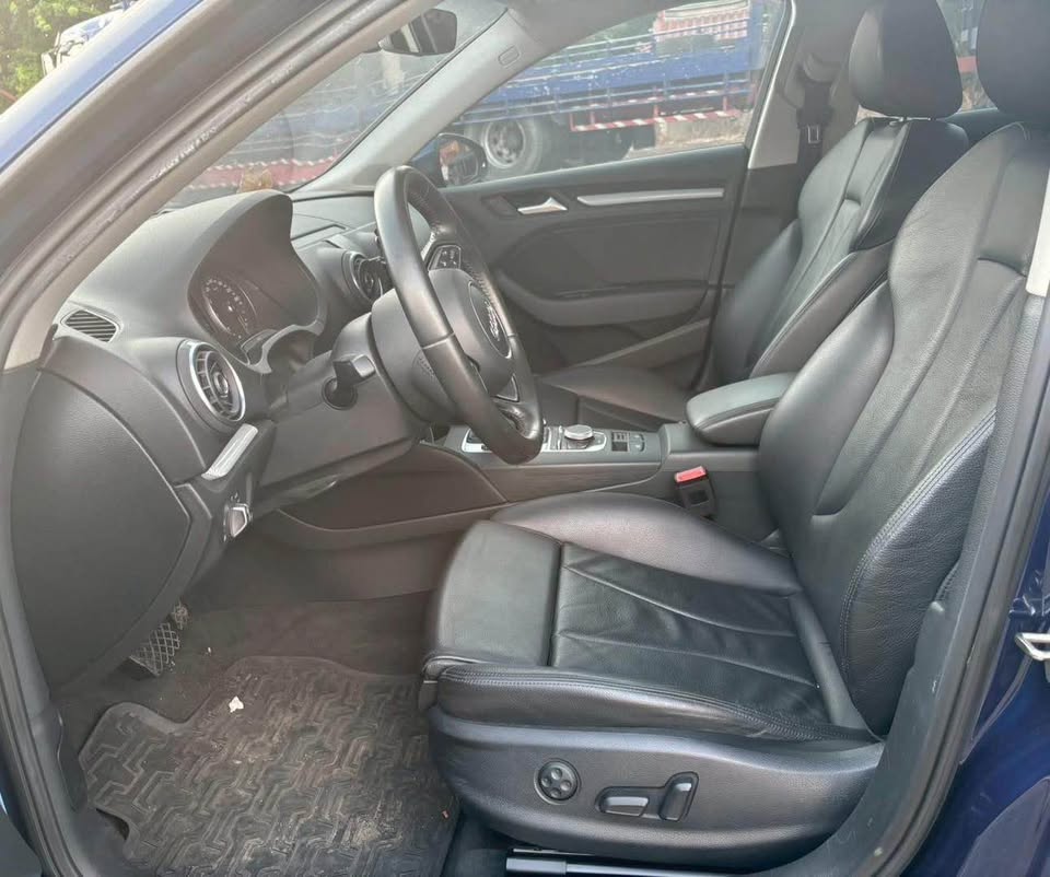 Audi A3 Sportback 35 TFSI 整車拆賣 二手零件照片 - Orange Garage