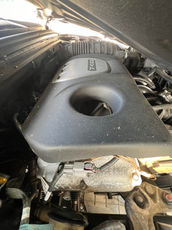 Mitsubishi Eclipse Cross 1.6 整車拆賣 二手零件照片 - Orange Garage
