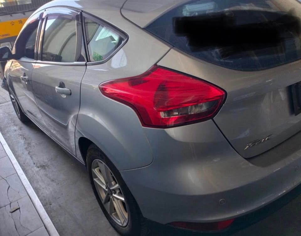 Ford Focus 1.5 整車拆賣 二手零件照片 - Orange Garage
