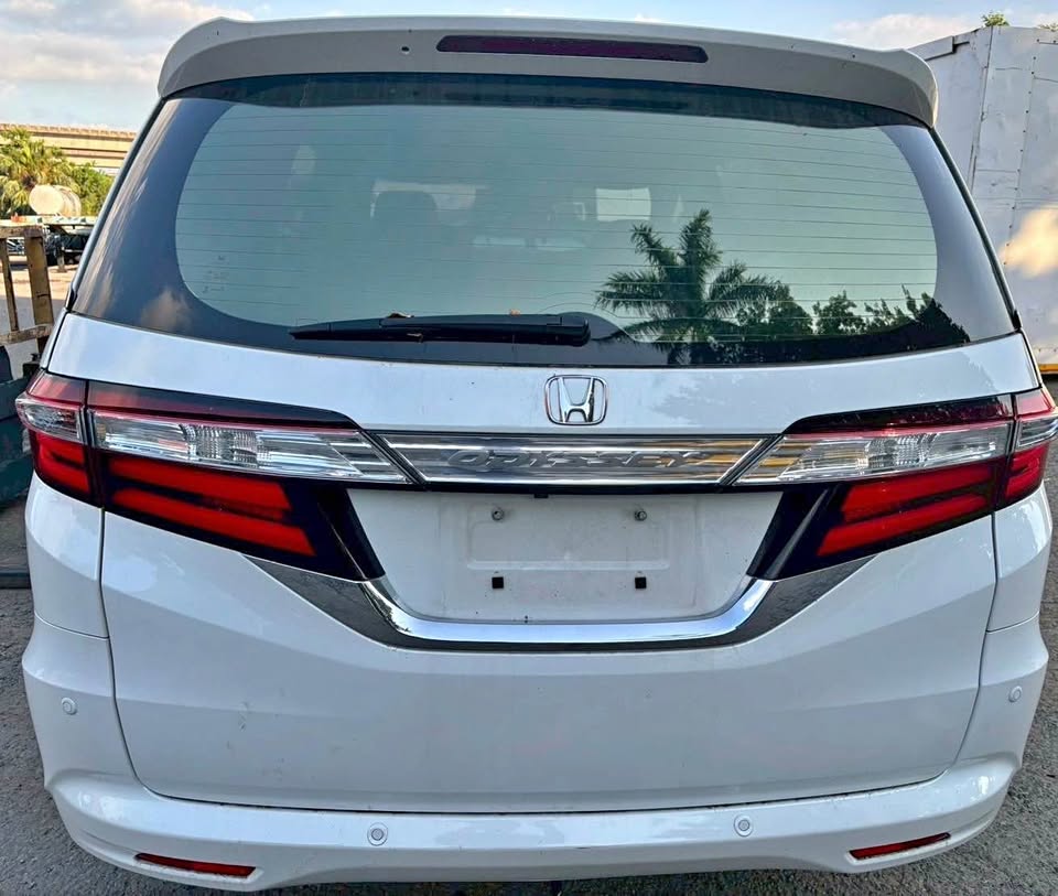 Honda Odyssey 2.4 整車拆賣 二手零件照片 - Orange Garage