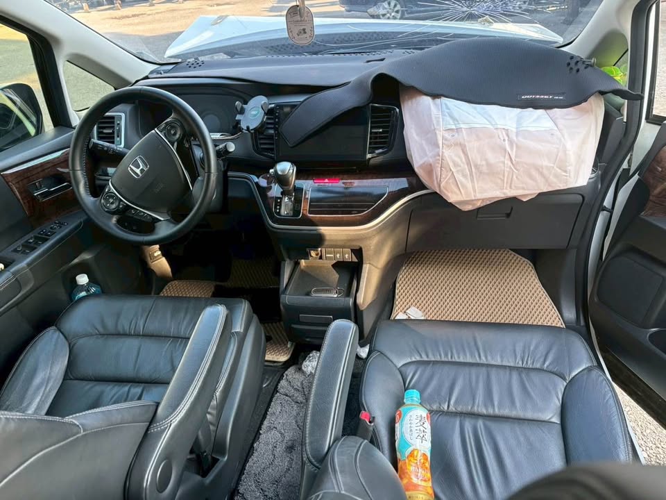 Honda Odyssey 2.4 整車拆賣 二手零件照片 - Orange Garage