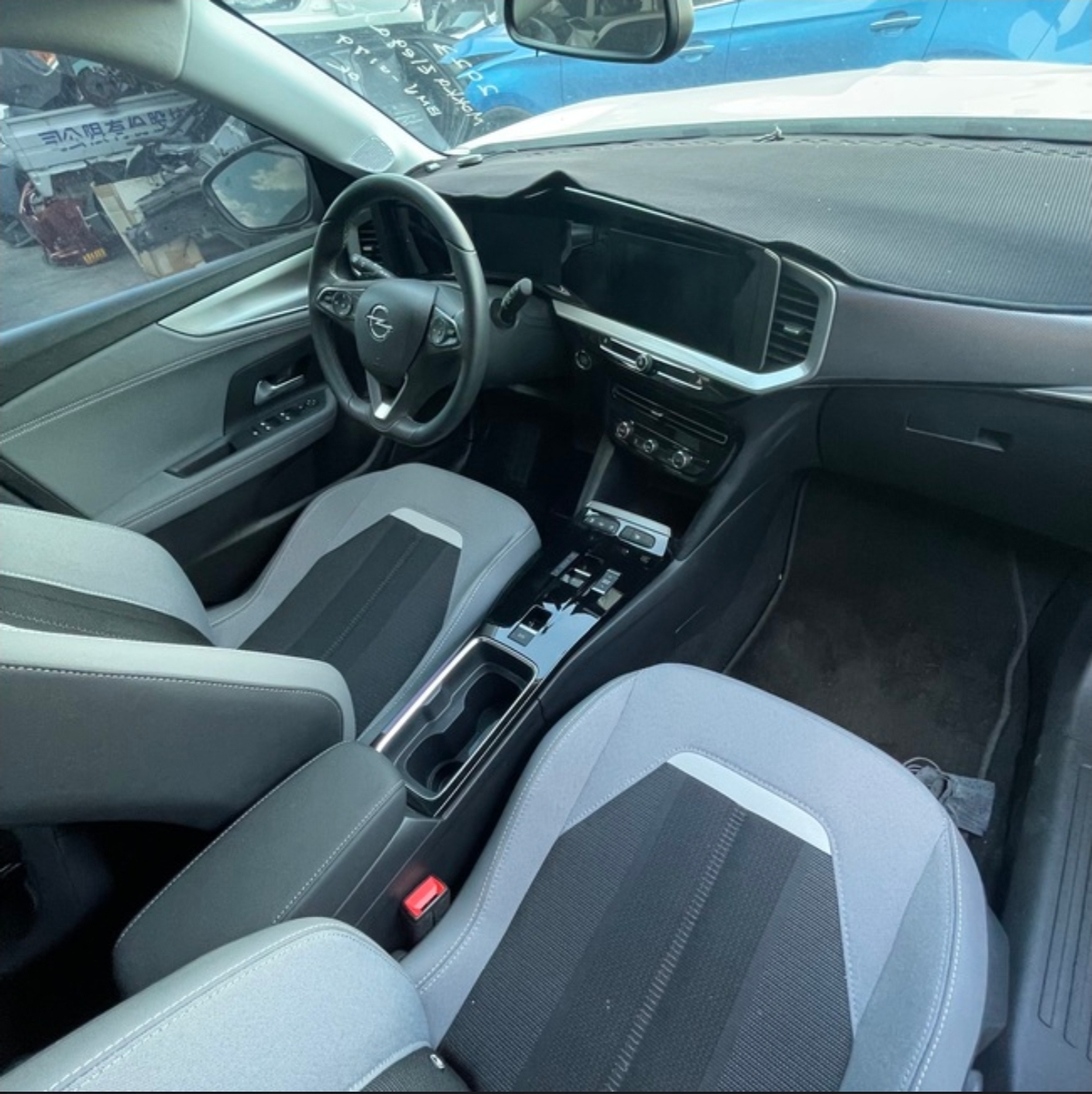 Opel Mokka 1.2 整車拆賣 二手零件照片 - Orange Garage