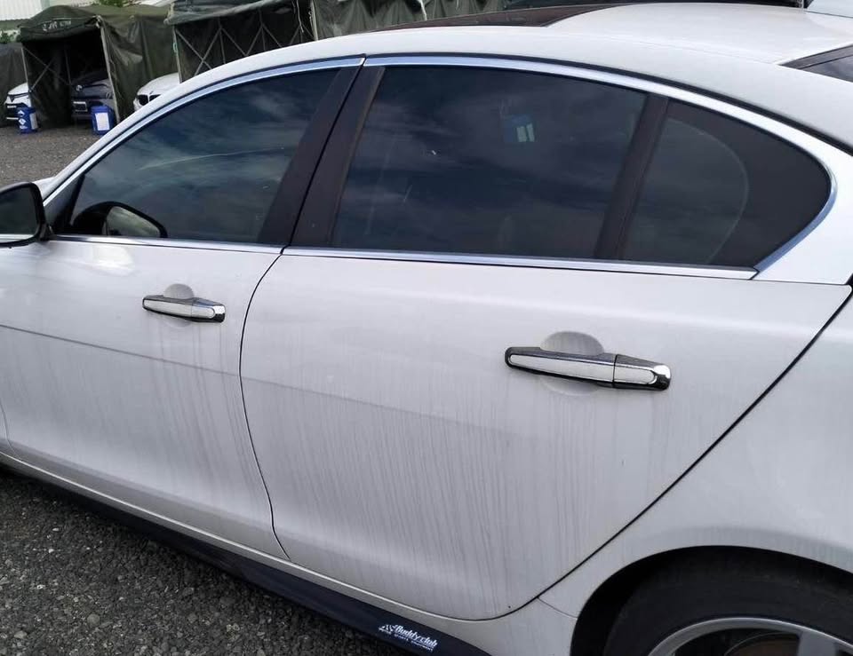 Jaguar XE 2.0 整車拆賣 二手零件照片 - Orange Garage