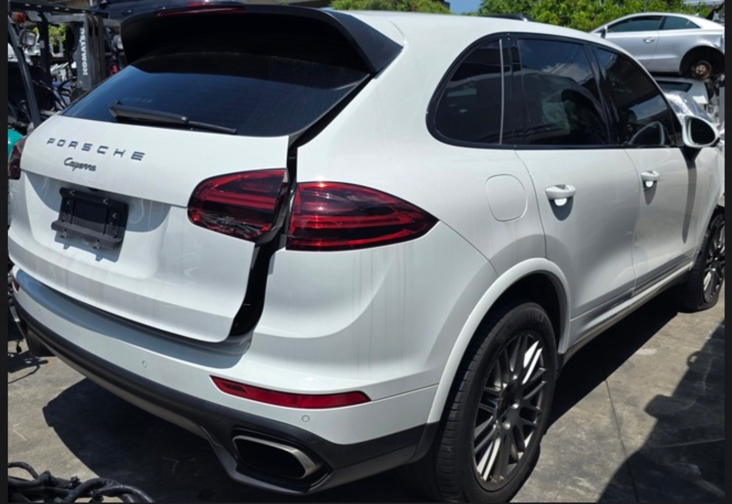 Porsche Cayenne 3.6 整車拆賣 二手零件照片 - Orange Garage