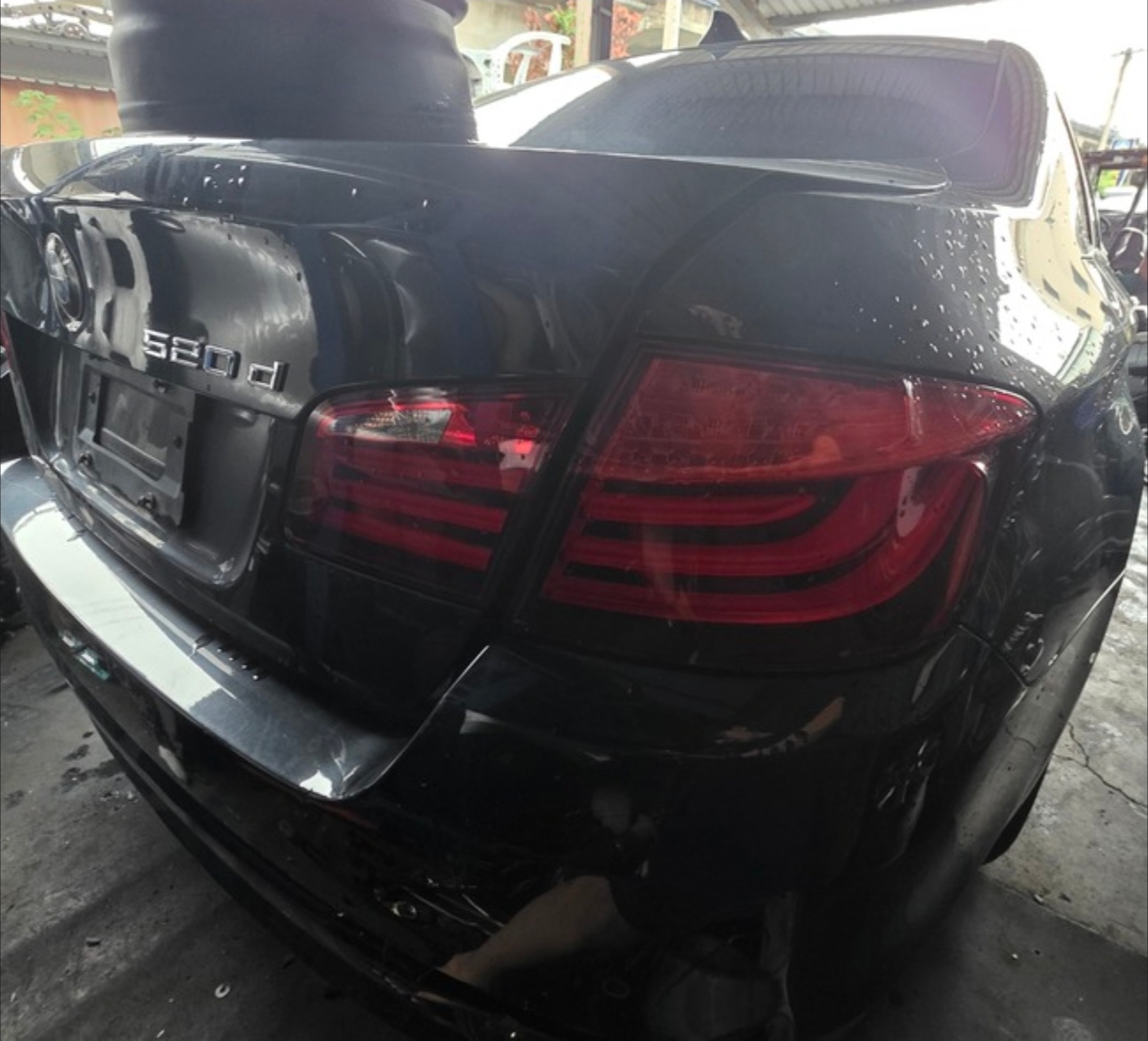 BMW 5 Series 520d 整車拆賣 二手零件照片 - Orange Garage