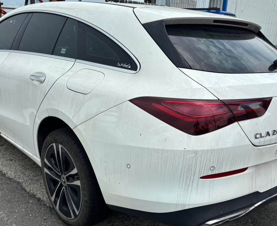 Mercedes-Benz CLA CLA 200 整車拆賣 二手零件照片 - Orange Garage