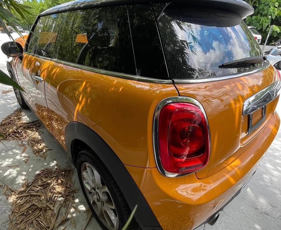 Mini Hatch 1.5 整車拆賣 二手零件照片 - Orange Garage