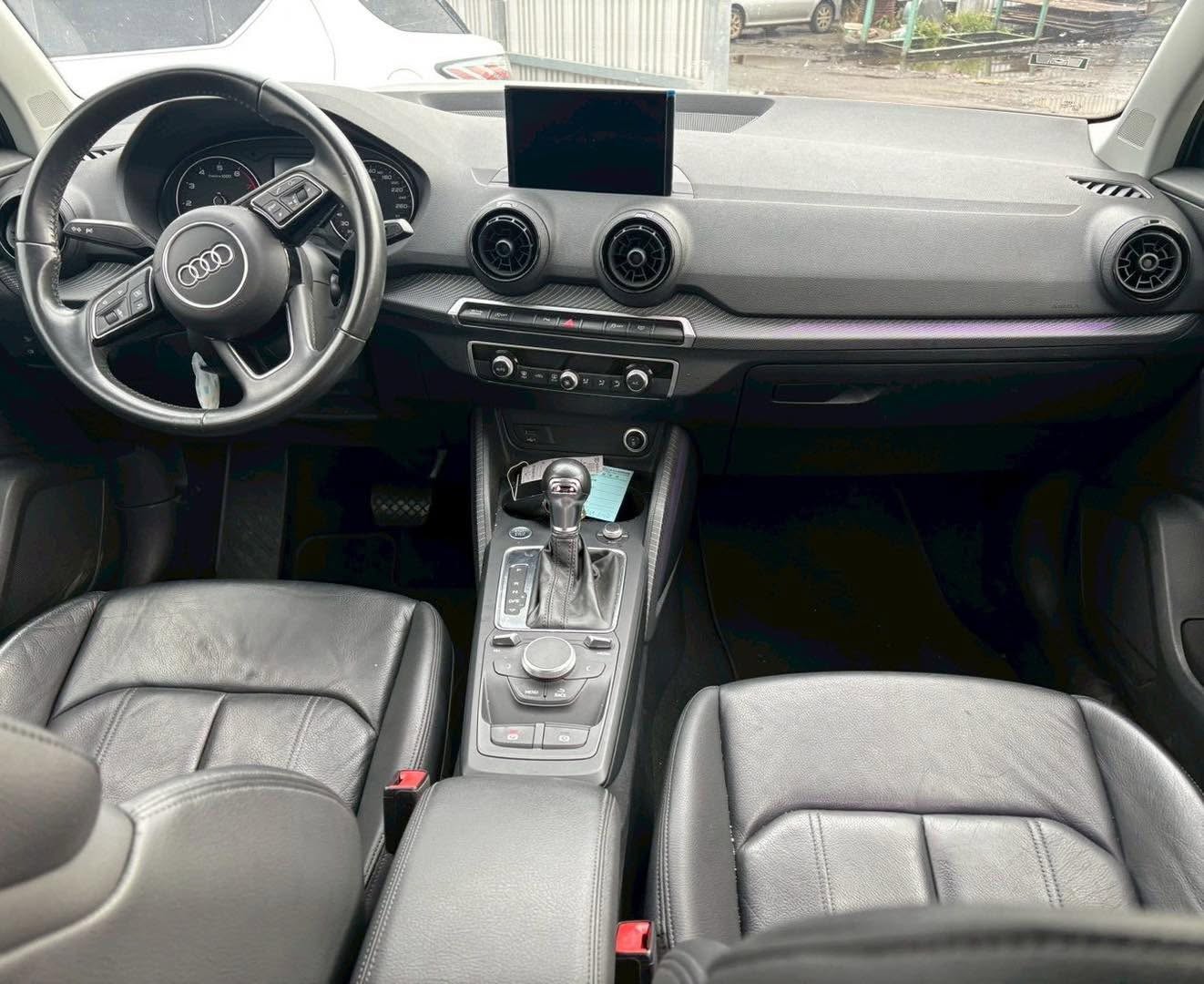 Audi Q2 35 TFSI 整車拆賣 二手零件照片 - Orange Garage