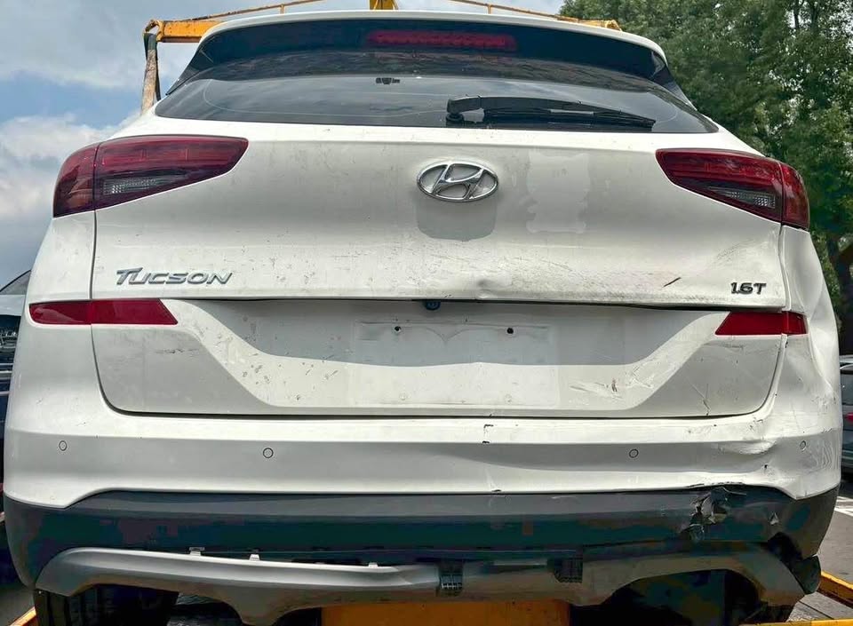 Hyundai Tucson 1.6T 整車拆賣 二手零件照片 - Orange Garage