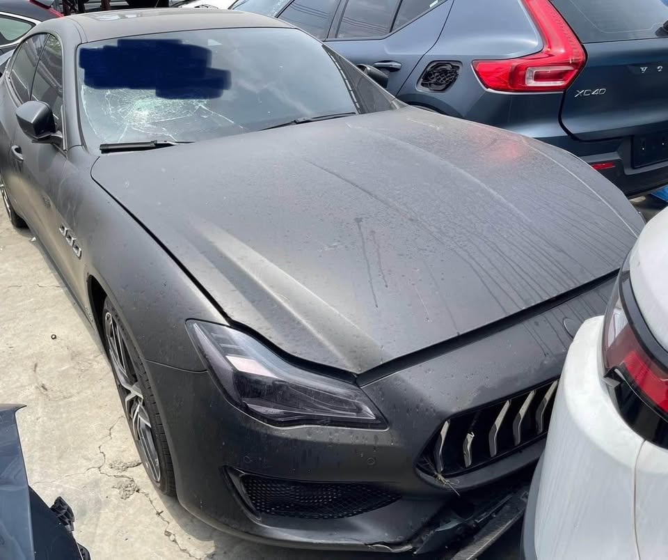 Maserati Quattroporte GranSport 整車拆賣 二手零件照片 - Orange Garage