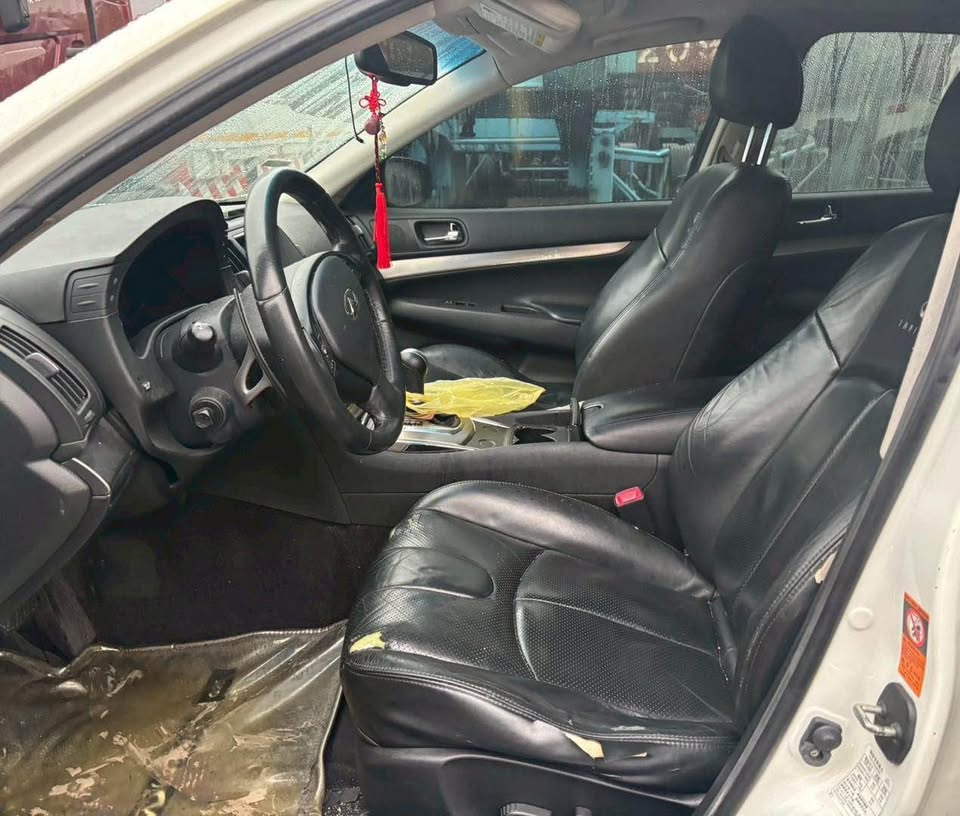Infiniti G25 Sedan 2.5 整車拆賣 二手零件照片 - Orange Garage