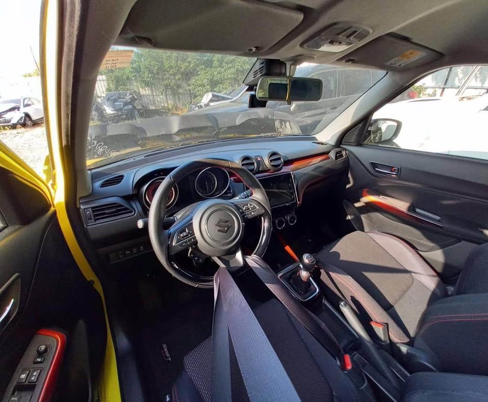 Suzuki Swift Sport 手排 整車拆賣 二手零件照片 - Orange Garage