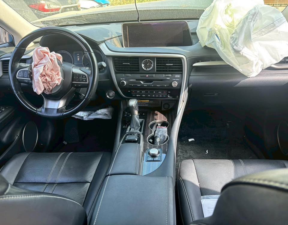 Lexus RX200t 整車拆賣 二手零件照片 - Orange Garage
