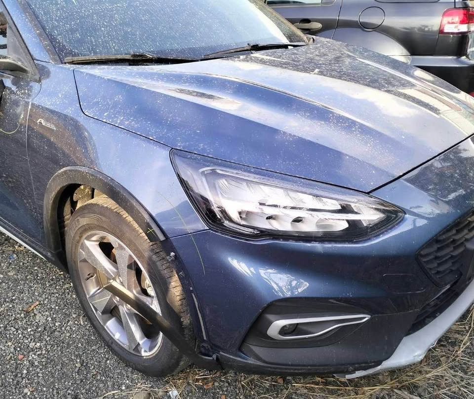 Ford Focus 1.5 EcoBoost 整車拆賣 二手零件照片 - Orange Garage